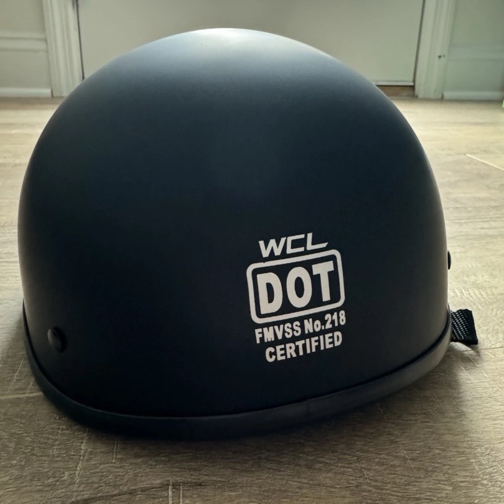 WCL Helmet Beanie Helmut  DOT Certified FMVSS No.218